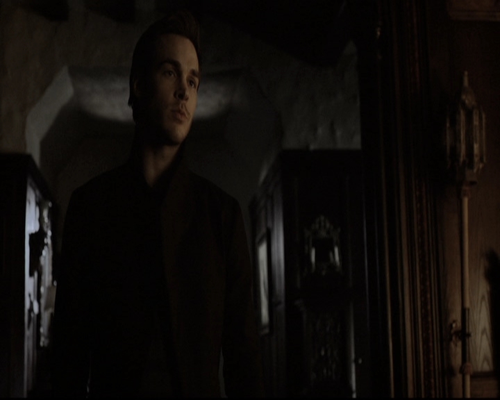 VampireDiariesWorld-dot-nl_6x16TheDownwardSpiral1935.jpg