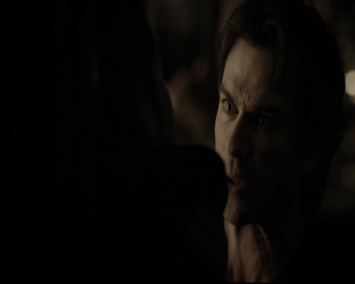 VampireDiariesWorld-dot-nl_6x16TheDownwardSpiral1946.jpg