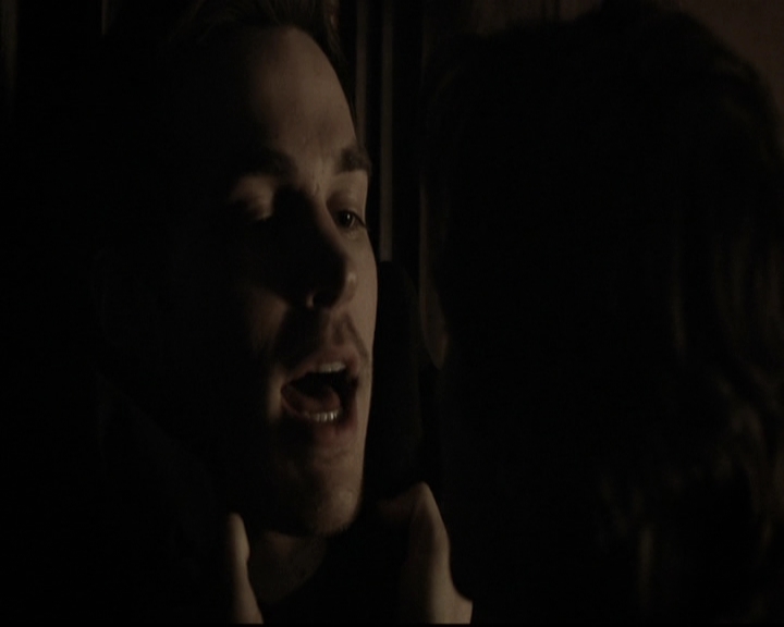 VampireDiariesWorld-dot-nl_6x16TheDownwardSpiral1956.jpg