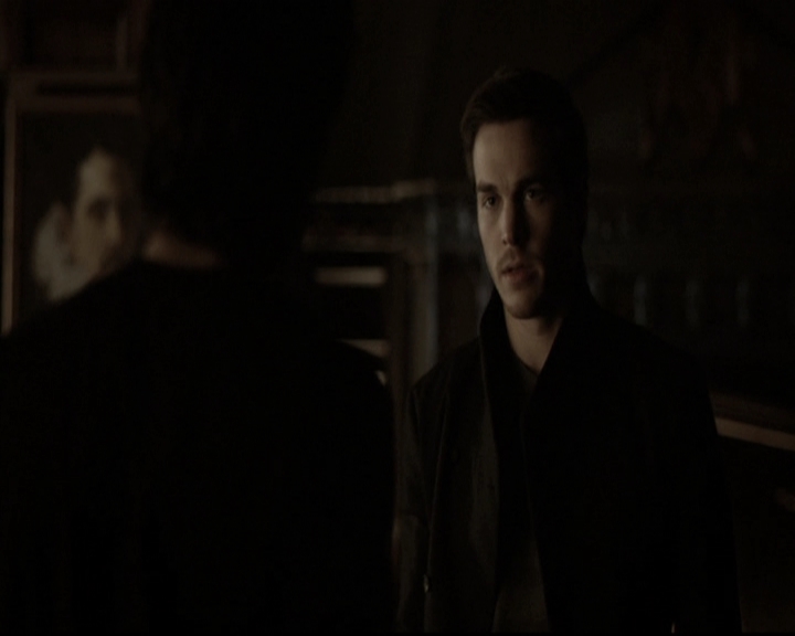 VampireDiariesWorld-dot-nl_6x16TheDownwardSpiral1971.jpg