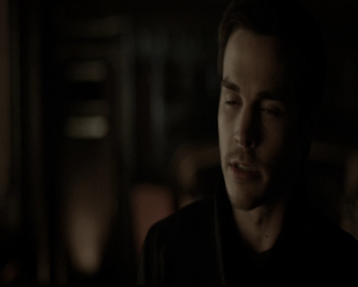 VampireDiariesWorld-dot-nl_6x16TheDownwardSpiral1978.jpg