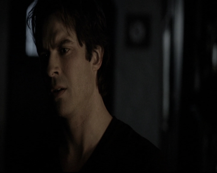 VampireDiariesWorld-dot-nl_6x16TheDownwardSpiral1983.jpg