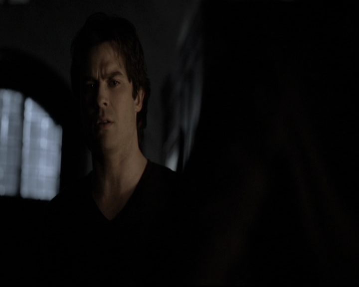 VampireDiariesWorld-dot-nl_6x16TheDownwardSpiral1992.jpg