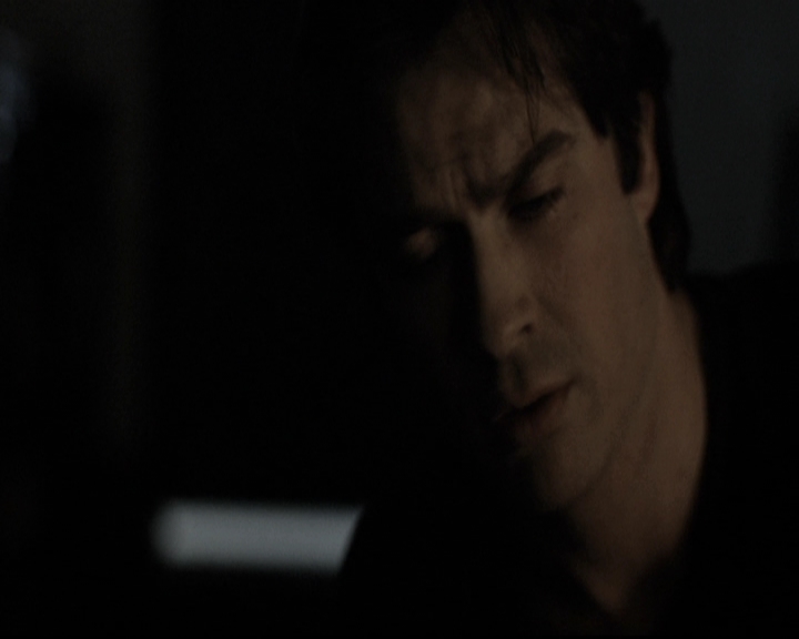 VampireDiariesWorld-dot-nl_6x16TheDownwardSpiral2010.jpg