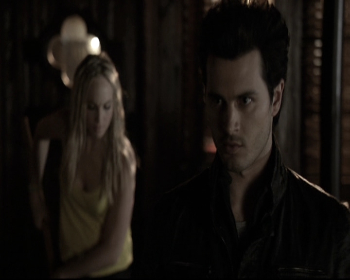 VampireDiariesWorld-dot-nl_6x17ABirdInAGildedCage0021.jpg