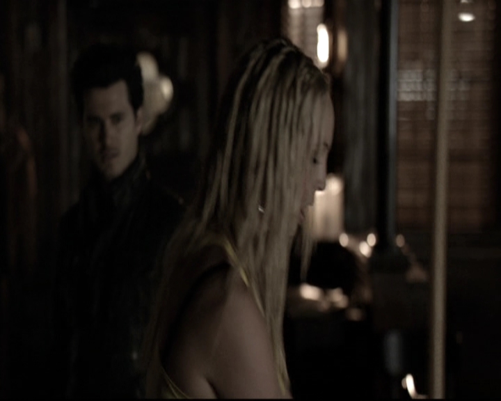 VampireDiariesWorld-dot-nl_6x17ABirdInAGildedCage0041.jpg