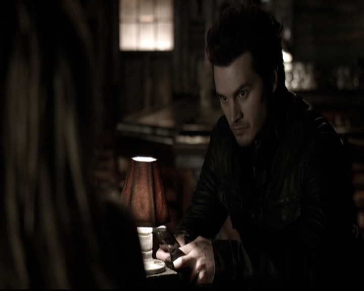 VampireDiariesWorld-dot-nl_6x17ABirdInAGildedCage0071.jpg