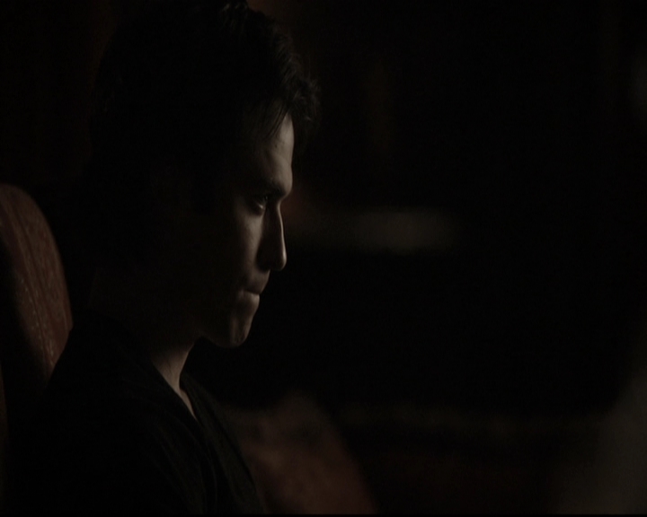 VampireDiariesWorld-dot-nl_6x17ABirdInAGildedCage0106.jpg