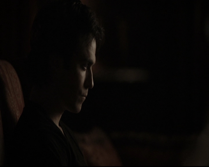 VampireDiariesWorld-dot-nl_6x17ABirdInAGildedCage0107.jpg