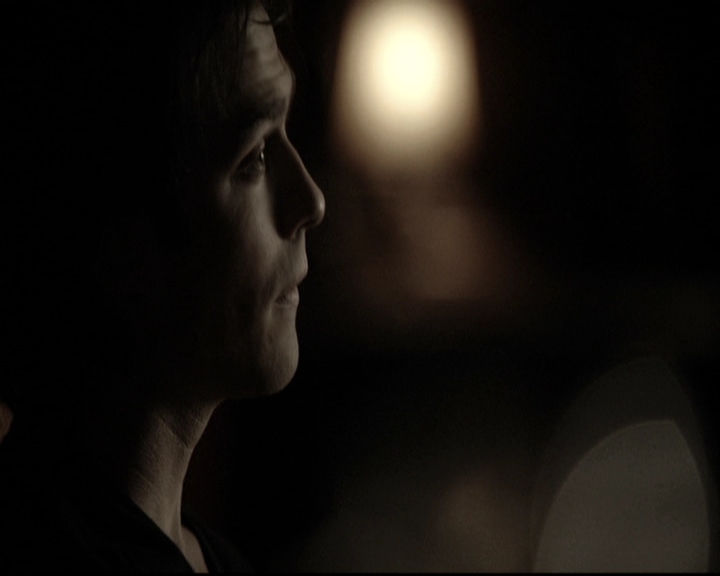 VampireDiariesWorld-dot-nl_6x17ABirdInAGildedCage0112.jpg