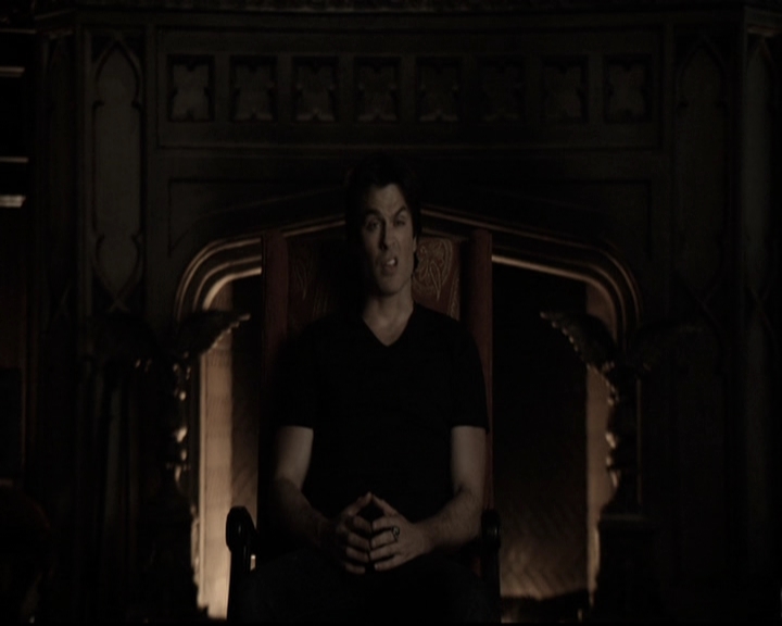 VampireDiariesWorld-dot-nl_6x17ABirdInAGildedCage0116.jpg