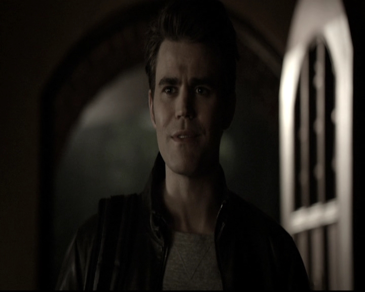 VampireDiariesWorld-dot-nl_6x17ABirdInAGildedCage0125.jpg