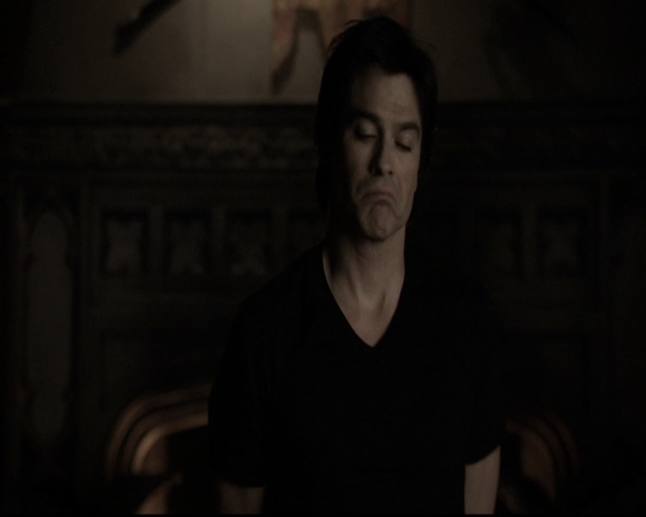 VampireDiariesWorld-dot-nl_6x17ABirdInAGildedCage0127.jpg