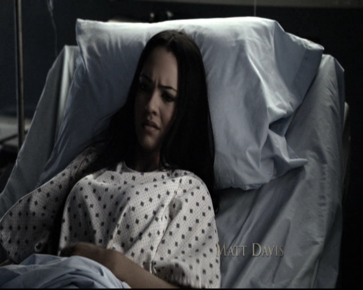 VampireDiariesWorld-dot-nl_6x17ABirdInAGildedCage0206.jpg