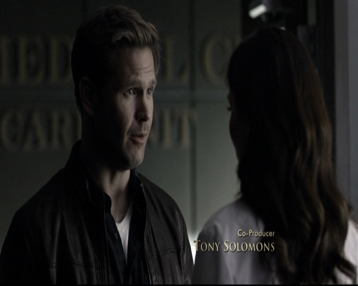 VampireDiariesWorld-dot-nl_6x17ABirdInAGildedCage0232.jpg