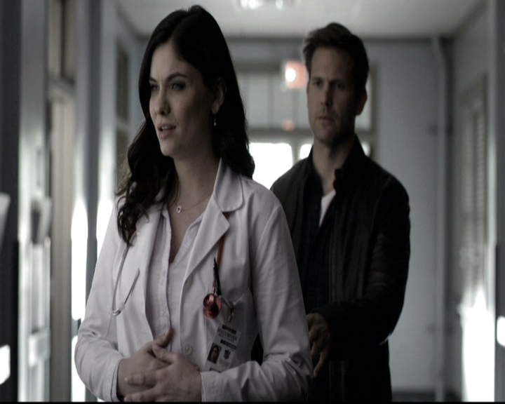 VampireDiariesWorld-dot-nl_6x17ABirdInAGildedCage0244.jpg