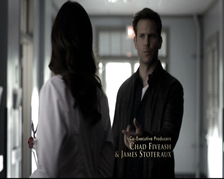 VampireDiariesWorld-dot-nl_6x17ABirdInAGildedCage0245.jpg