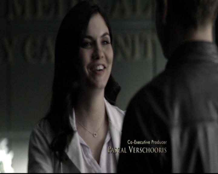 VampireDiariesWorld-dot-nl_6x17ABirdInAGildedCage0258.jpg