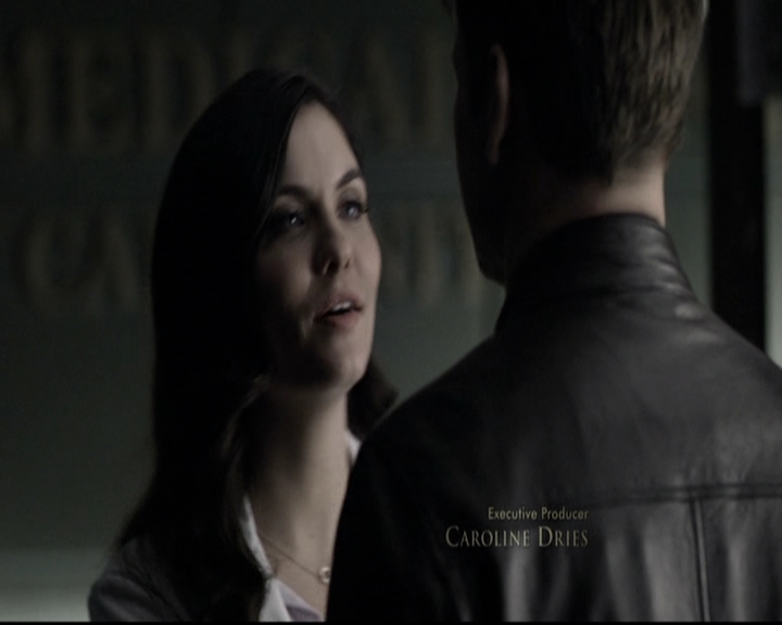 VampireDiariesWorld-dot-nl_6x17ABirdInAGildedCage0260.jpg