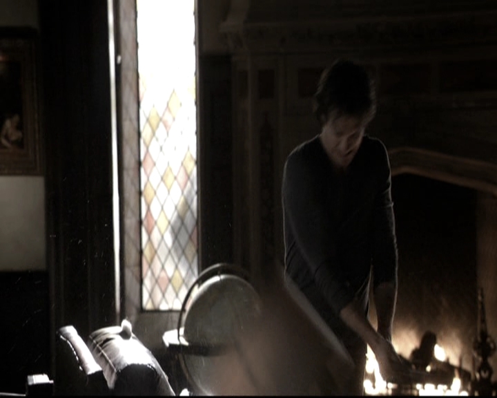 VampireDiariesWorld-dot-nl_6x17ABirdInAGildedCage0271.jpg