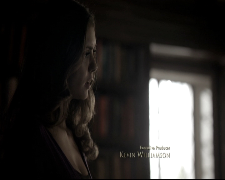 VampireDiariesWorld-dot-nl_6x17ABirdInAGildedCage0275.jpg