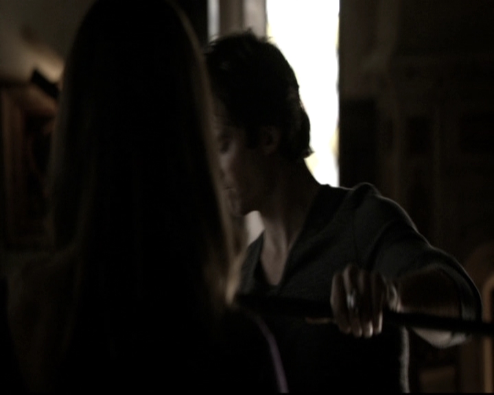 VampireDiariesWorld-dot-nl_6x17ABirdInAGildedCage0301.jpg