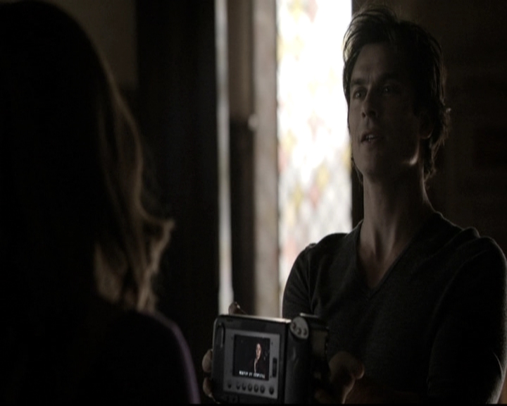 VampireDiariesWorld-dot-nl_6x17ABirdInAGildedCage0309.jpg