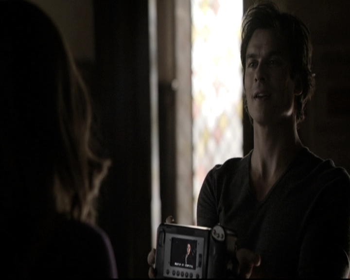 VampireDiariesWorld-dot-nl_6x17ABirdInAGildedCage0310.jpg