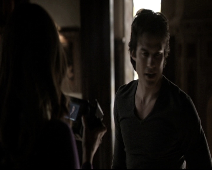 VampireDiariesWorld-dot-nl_6x17ABirdInAGildedCage0323.jpg