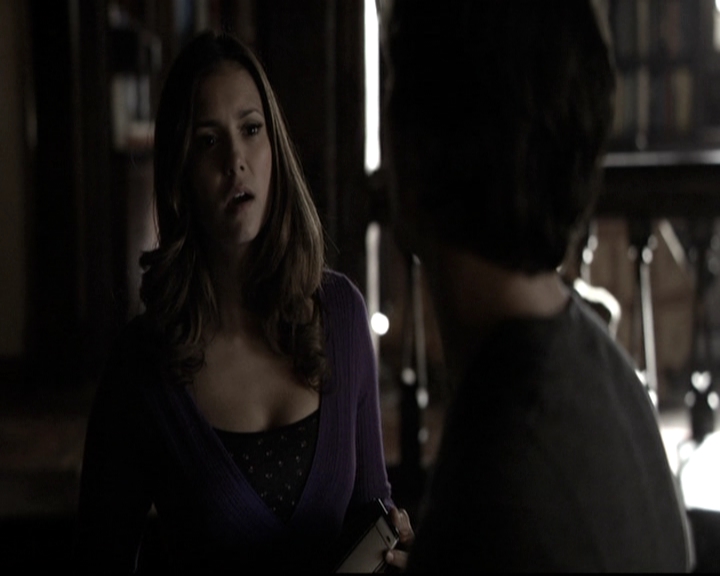 VampireDiariesWorld-dot-nl_6x17ABirdInAGildedCage0346.jpg