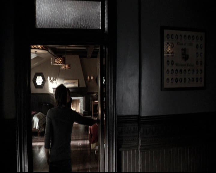 VampireDiariesWorld-dot-nl_6x17ABirdInAGildedCage0385.jpg