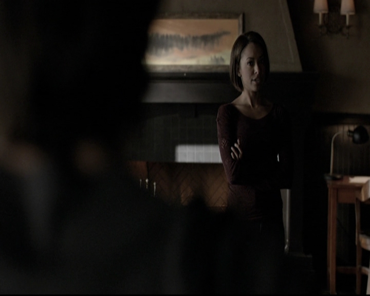 VampireDiariesWorld-dot-nl_6x17ABirdInAGildedCage0392.jpg