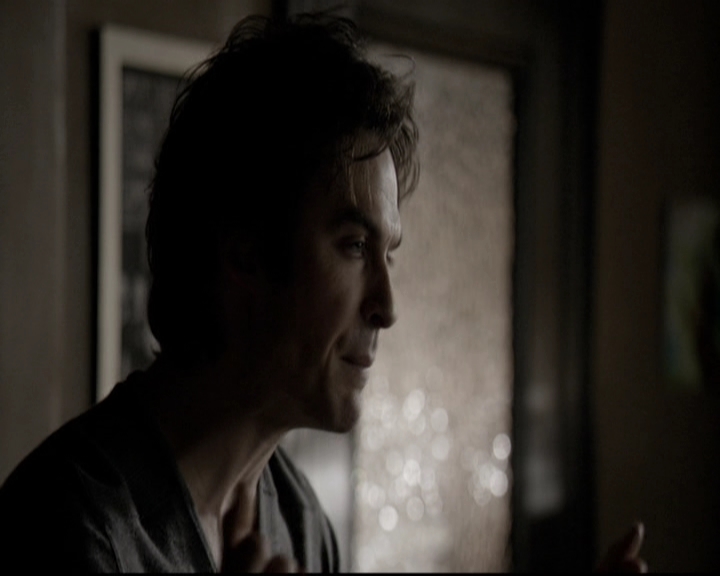 VampireDiariesWorld-dot-nl_6x17ABirdInAGildedCage0403.jpg