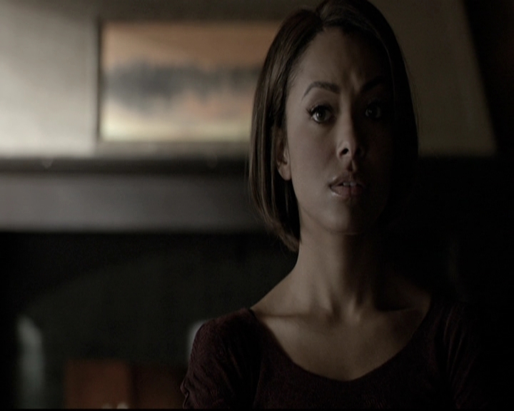 VampireDiariesWorld-dot-nl_6x17ABirdInAGildedCage0414.jpg