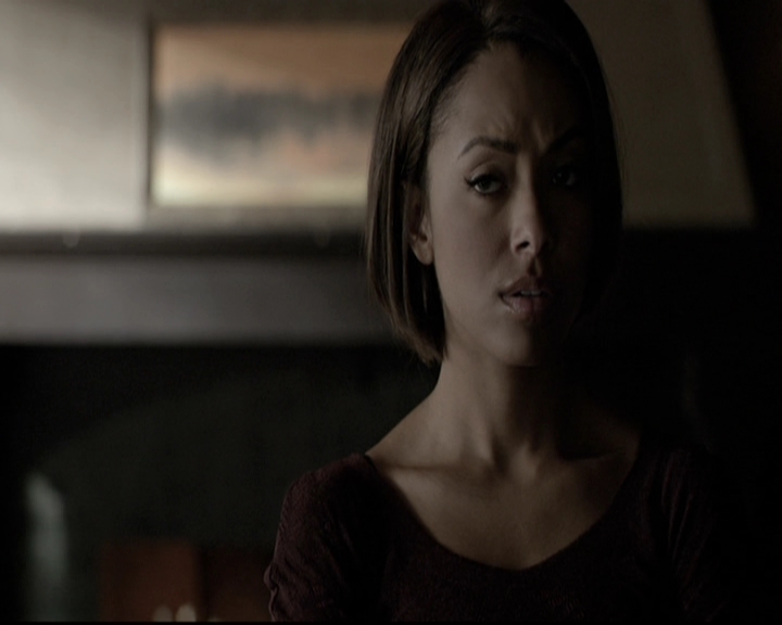 VampireDiariesWorld-dot-nl_6x17ABirdInAGildedCage0415.jpg