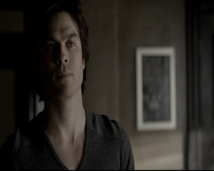 VampireDiariesWorld-dot-nl_6x17ABirdInAGildedCage0420.jpg