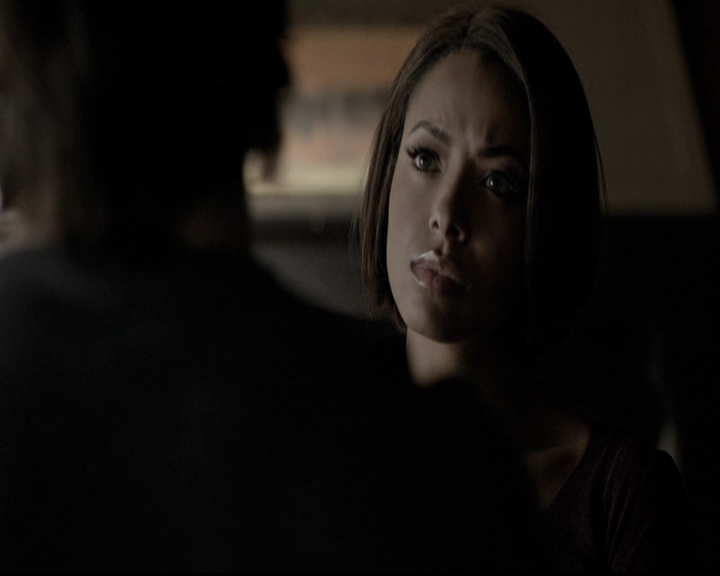 VampireDiariesWorld-dot-nl_6x17ABirdInAGildedCage0423.jpg