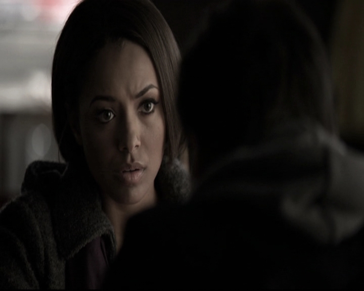 VampireDiariesWorld-dot-nl_6x17ABirdInAGildedCage0444.jpg