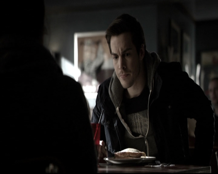 VampireDiariesWorld-dot-nl_6x17ABirdInAGildedCage0447.jpg