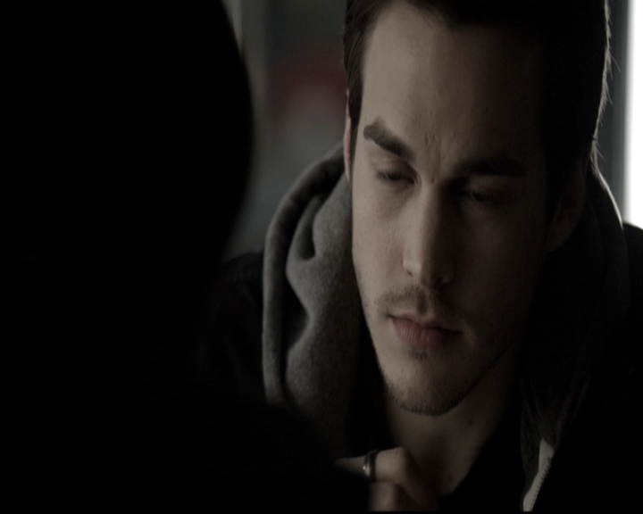 VampireDiariesWorld-dot-nl_6x17ABirdInAGildedCage0487.jpg