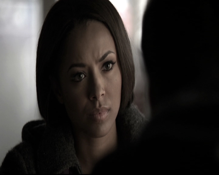 VampireDiariesWorld-dot-nl_6x17ABirdInAGildedCage0494.jpg