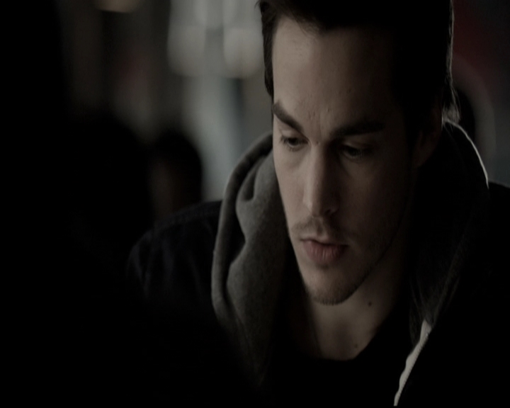 VampireDiariesWorld-dot-nl_6x17ABirdInAGildedCage0500.jpg