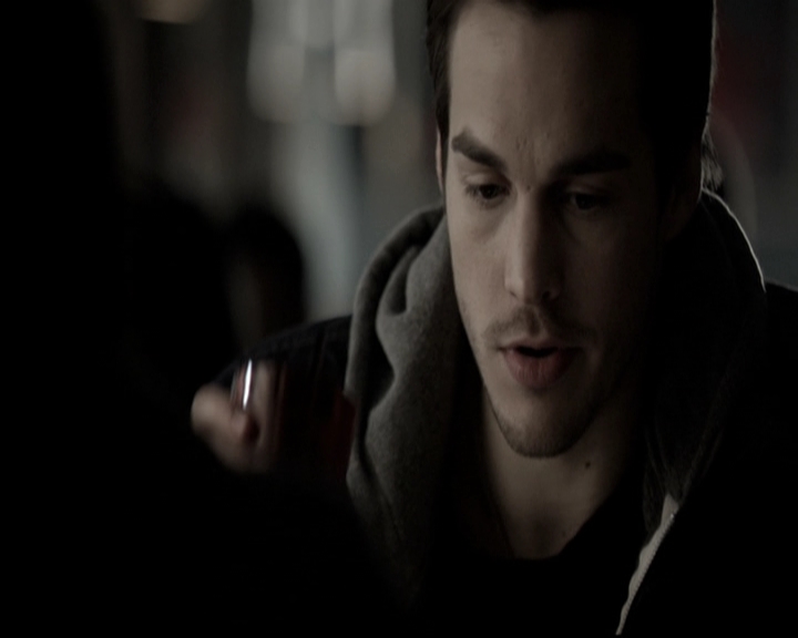 VampireDiariesWorld-dot-nl_6x17ABirdInAGildedCage0501.jpg