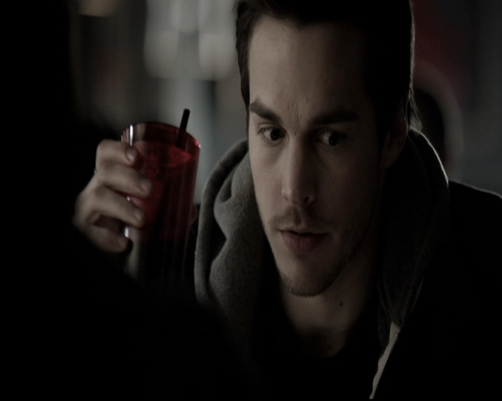 VampireDiariesWorld-dot-nl_6x17ABirdInAGildedCage0502.jpg