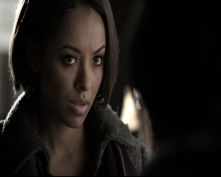 VampireDiariesWorld-dot-nl_6x17ABirdInAGildedCage0507.jpg