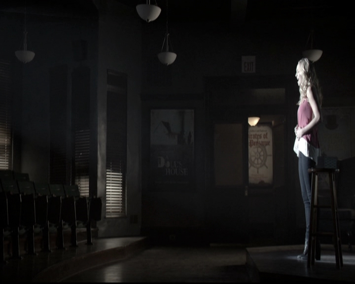 VampireDiariesWorld-dot-nl_6x17ABirdInAGildedCage0528.jpg