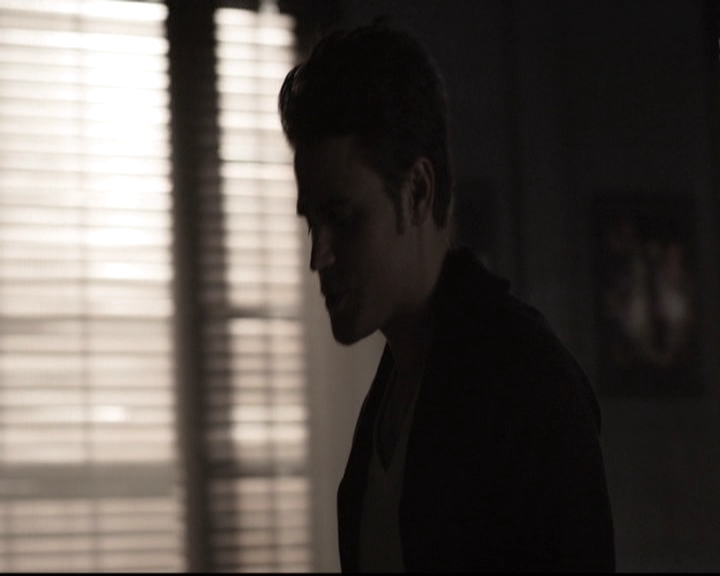 VampireDiariesWorld-dot-nl_6x17ABirdInAGildedCage0570.jpg