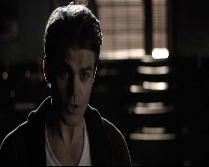 VampireDiariesWorld-dot-nl_6x17ABirdInAGildedCage0599.jpg