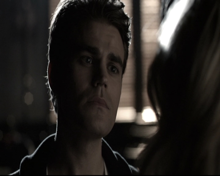 VampireDiariesWorld-dot-nl_6x17ABirdInAGildedCage0608.jpg