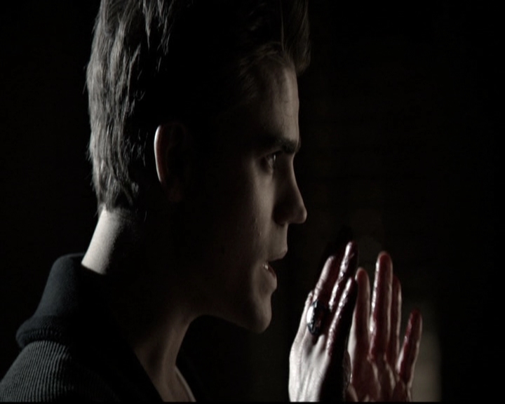 VampireDiariesWorld-dot-nl_6x17ABirdInAGildedCage0614.jpg